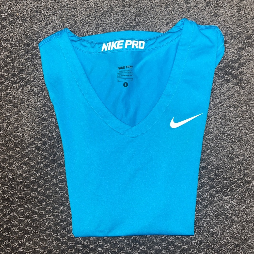 Nike pro dri fit workout blue t-shirt GREAT CONDITION!